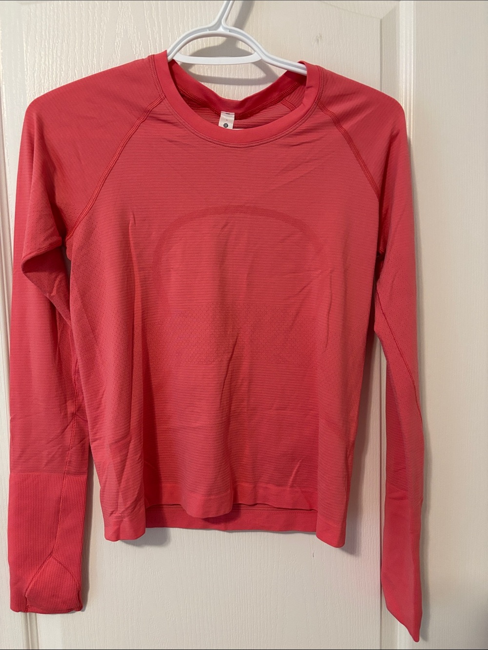 Like new lululemon athletica Long Sleeve Crew in Coral pink